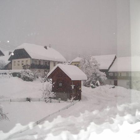 Gasthof Dorfwirt Hotel Hermagor Exterior foto